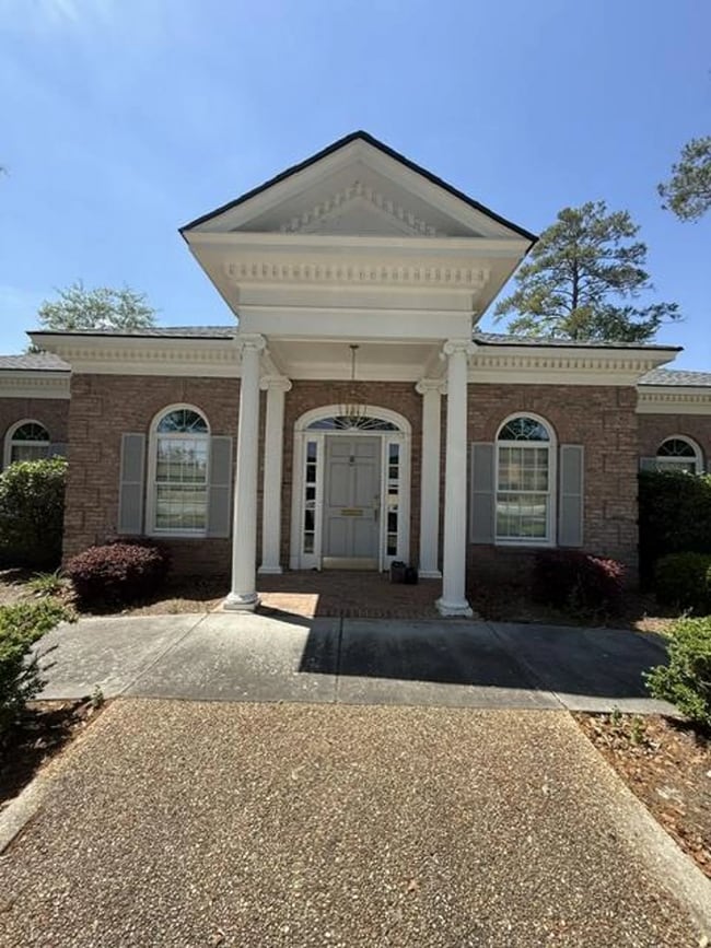 More details for 2718 N Oak St, Valdosta, GA - Office for Sale