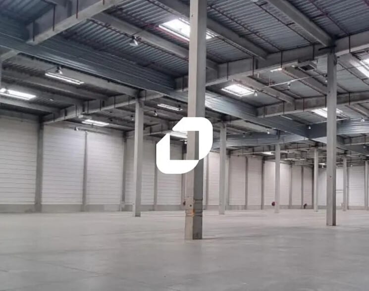 Industrial in Grenay for lease - Interior Photo - Image 2 of 2