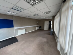 7 Seaside Rd, Withernsea for lease Interior Photo- Image 2 of 4