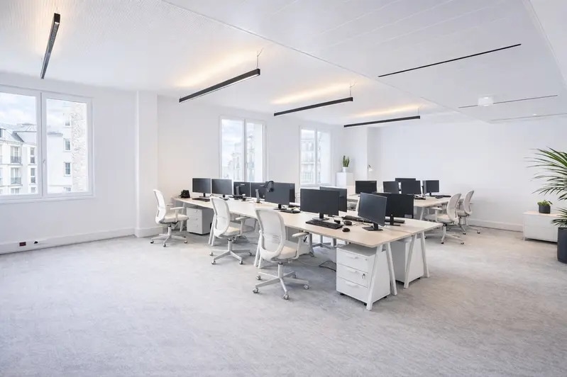 Office in Paris for lease - Interior Photo - Image 3 of 14