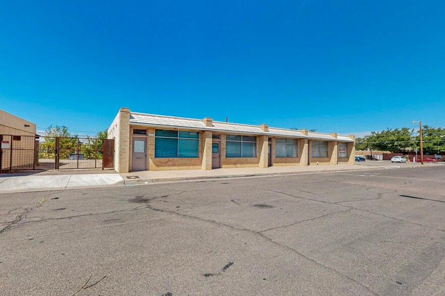 127 Jefferson St NE, Albuquerque, NM for lease - Building Photo - Image 2 of 9