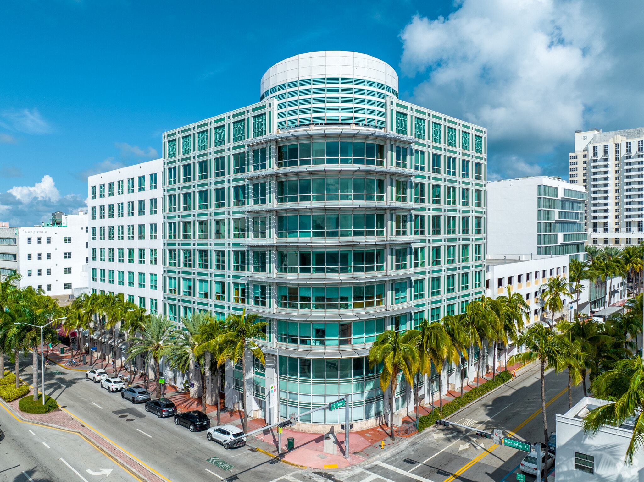 1601 Washington Ave, Miami Beach, FL à louer Photo du bâtiment- Image 1 de 7