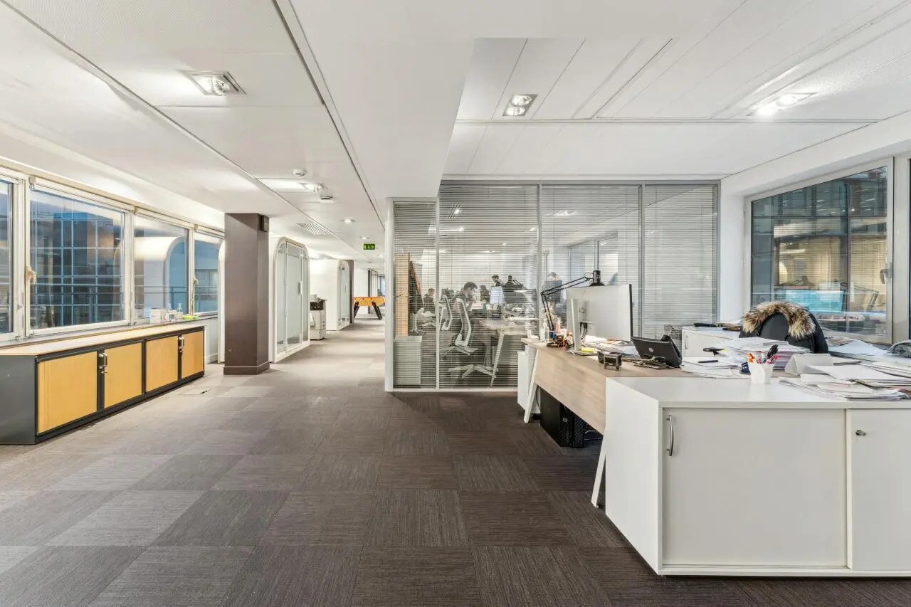 27 Rue De Berri, Paris for lease Building Photo- Image 1 of 31