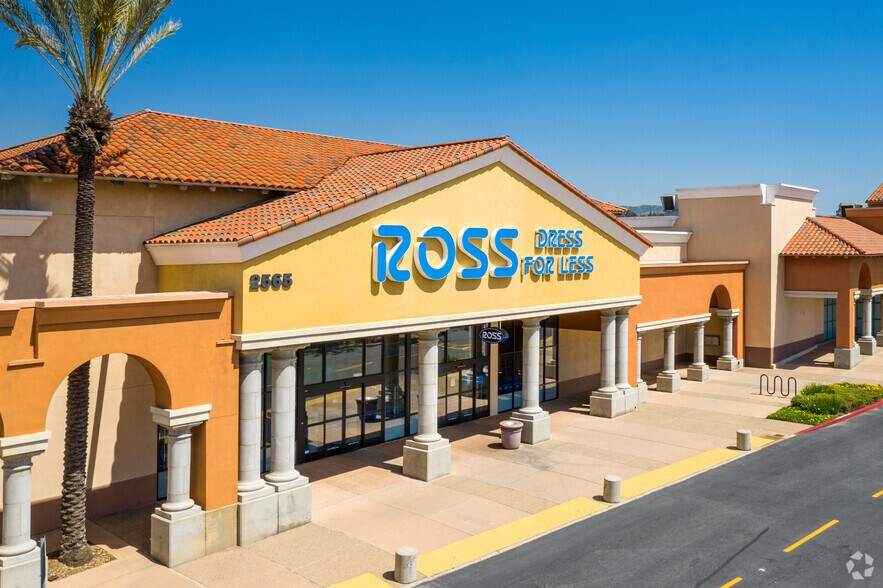 2315-2595 E Imperial Hwy, Brea, CA à louer - Photo du bâtiment - Image 3 de 43