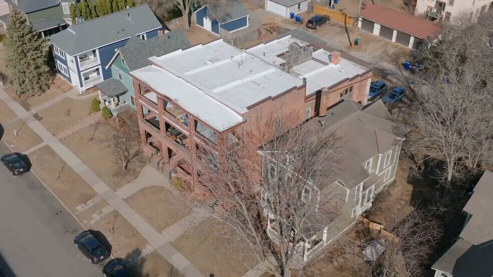 583 Holly Ave, Saint Paul, MN à vendre - Vidéo sur l’inscription commerciale - Image 2 de 43