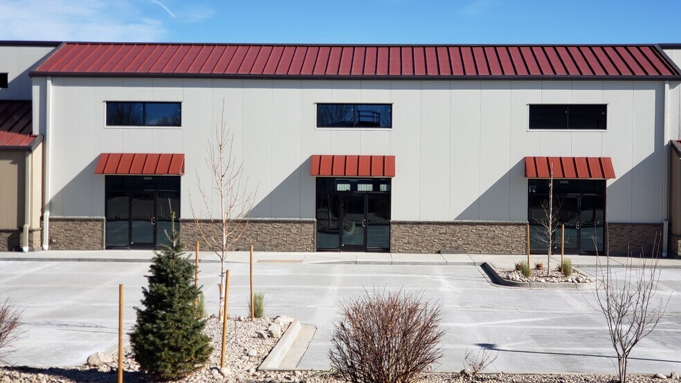 2019-2043 E 11th St, Loveland, CO à louer - Photo du bâtiment - Image 3 de 8