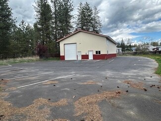 Plus de détails pour 15207 N Newport Hwy, Mead, WA - Industriel à louer