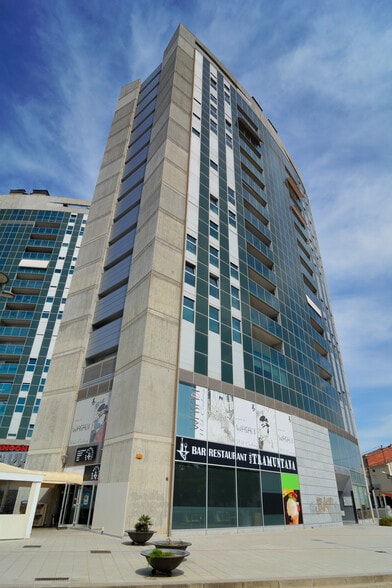 Carretera de Montcada, 4, Terrassa, Barcelona à vendre - Photo du bâtiment - Image 2 de 2