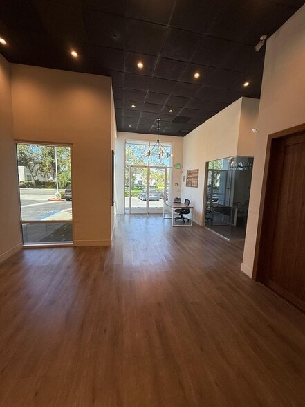 21 Journey, Aliso Viejo, CA for lease - Building Photo - Image 3 of 16
