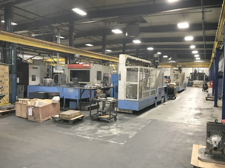 15255 W Eleven Mile Rd, Oak Park, MI à vendre - Photo du bâtiment - Image 2 de 4