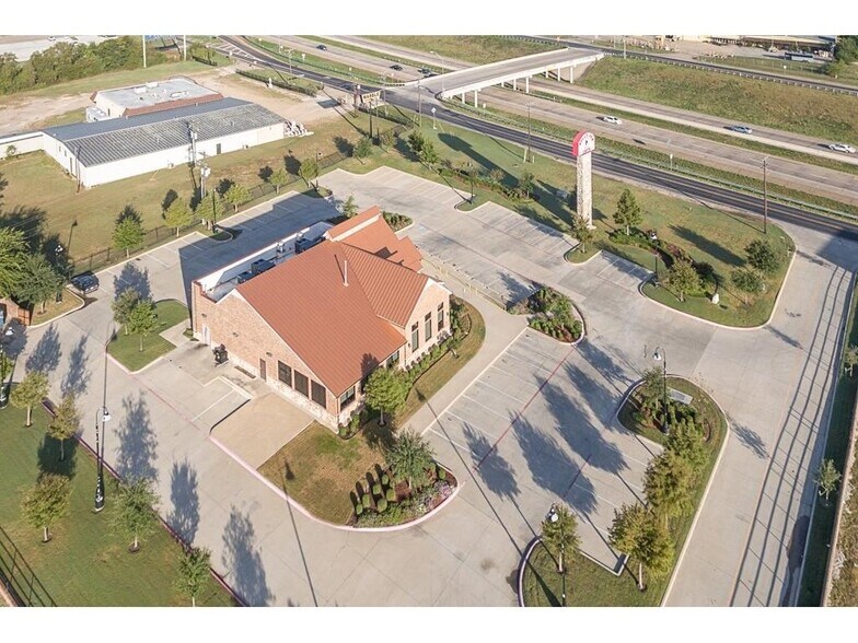 618 Us Highway 80 E, Sunnyvale, TX à vendre - Photo du bâtiment - Image 2 de 3