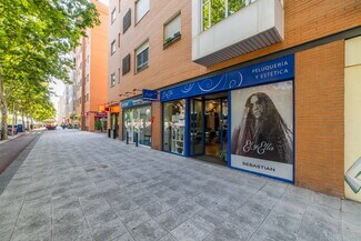 Plus de détails pour Multi-résidentiel à vendre