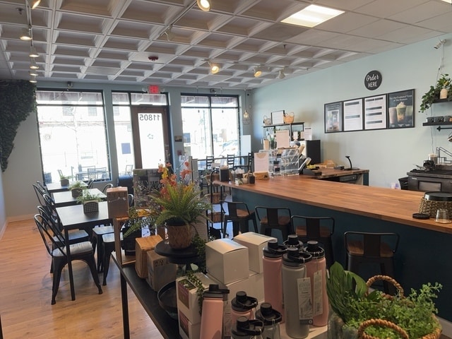 11805 Main St, Huntley, IL for lease - Building Photo - Image 3 of 8