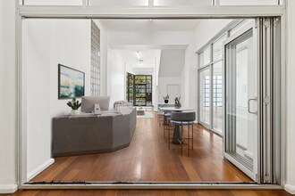 79-81 Regent St, Redfern à louer Hall d’entrée- Image 1 de 5