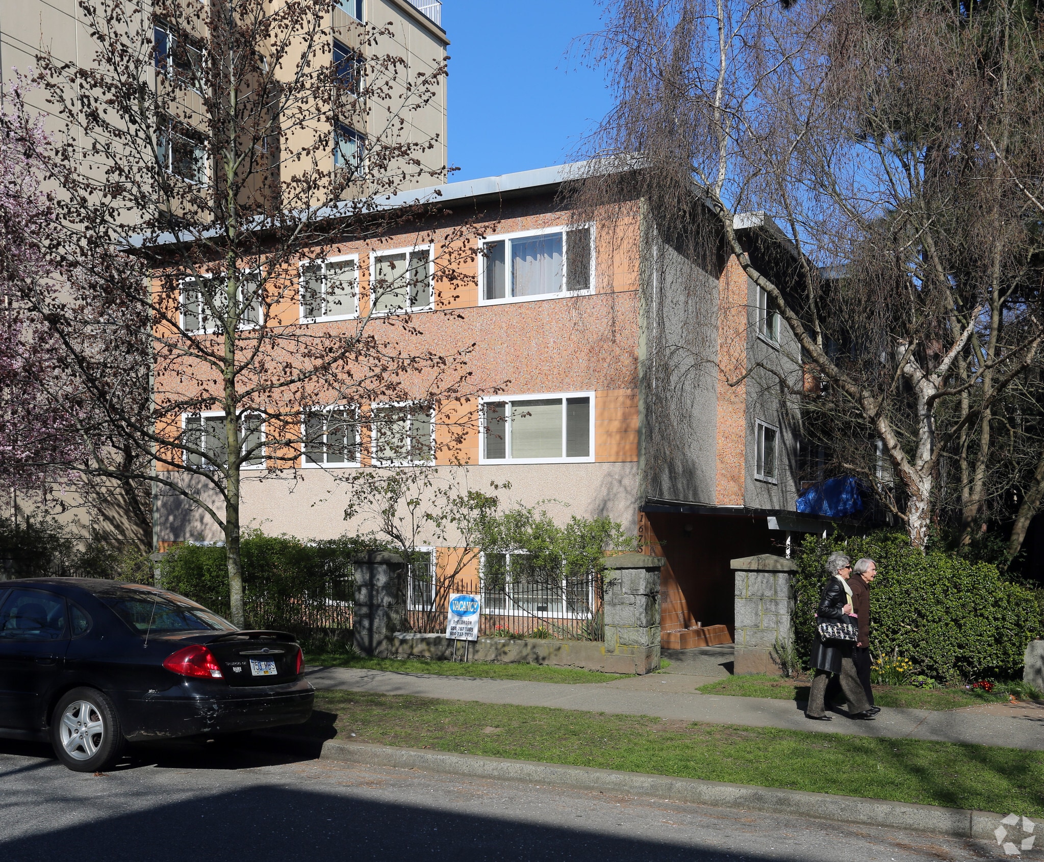 1675 Comox St, Vancouver, BC for sale Primary Photo- Image 1 of 7