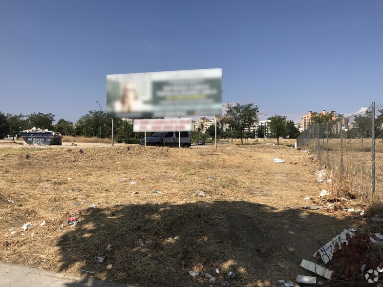 Calle de la Treseta, 35, Madrid, Madrid for sale - Primary Photo - Image 1 of 7