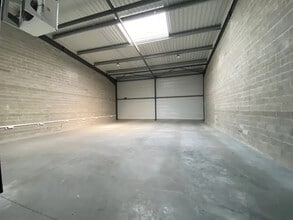 Flex in Cormeilles-en-Parisis for lease Interior Photo- Image 1 of 9