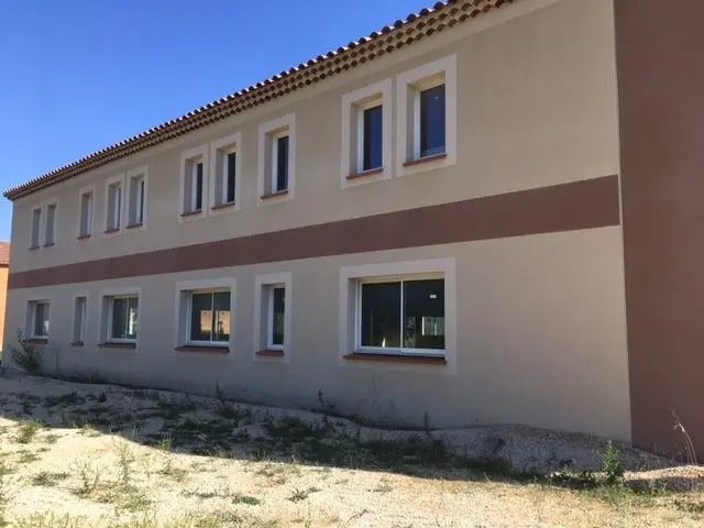 Office in Monteux for lease Building Photo- Image 1 of 2
