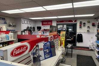 635 Viox Dr, Erlanger, KY for lease Building Photo- Image 2 of 6