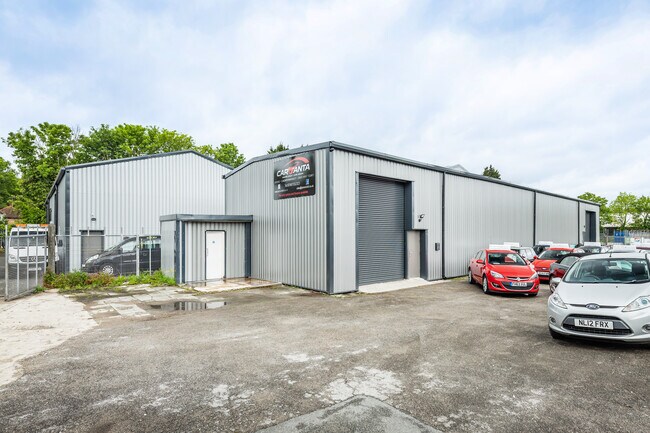Plus de détails pour Factory Ln, Penwortham - Industriel à louer