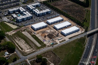 1233 S Binion Rd, Apopka, FL for lease Interior Photo- Image 2 of 6