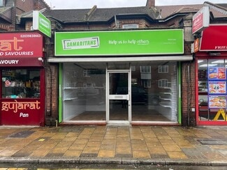 Plus de détails pour 103 High St, Harrow - Commerce de détail à louer