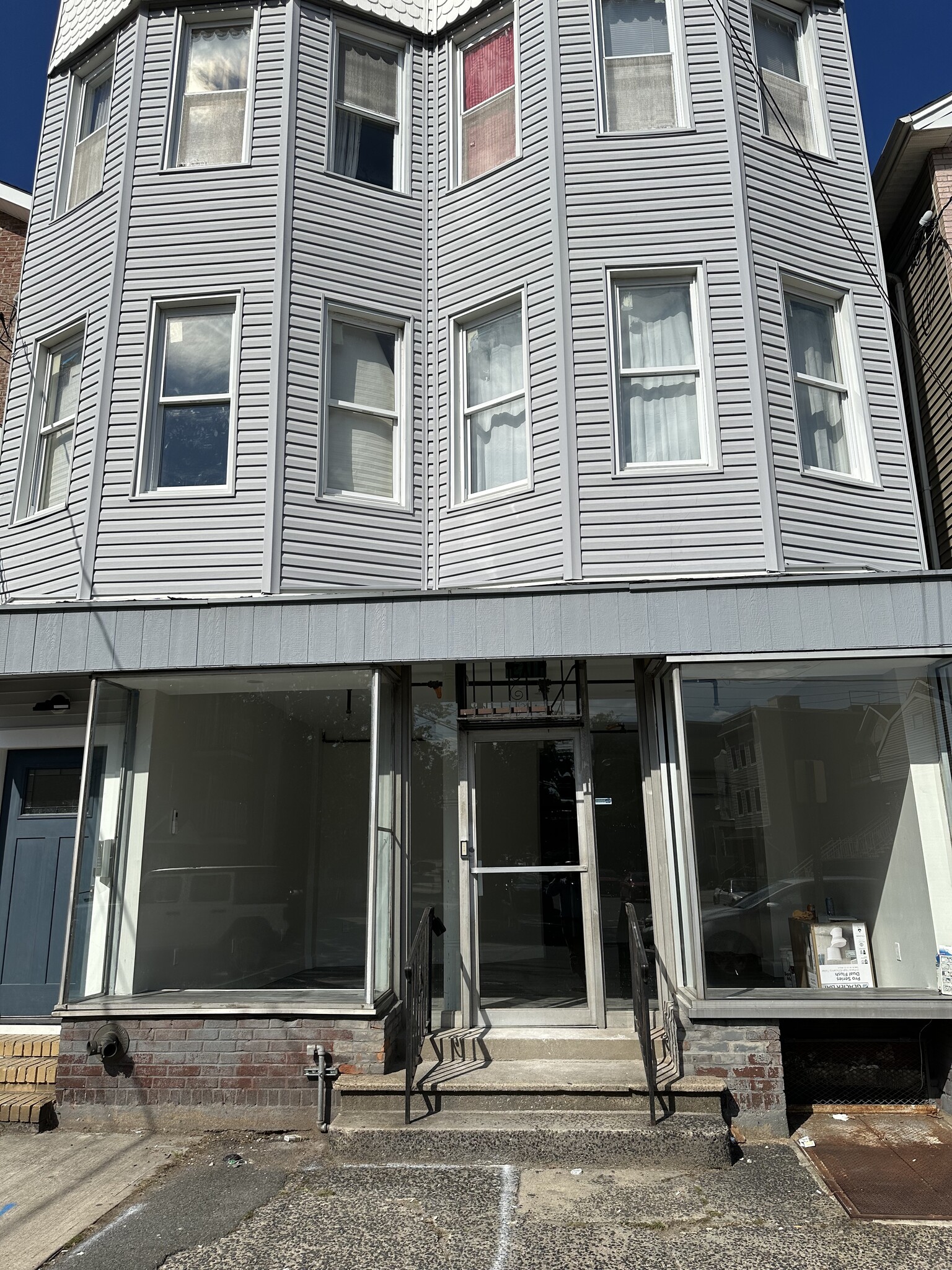 64 Logan Ave, Jersey City, NJ for lease Building Photo- Image 1 of 7