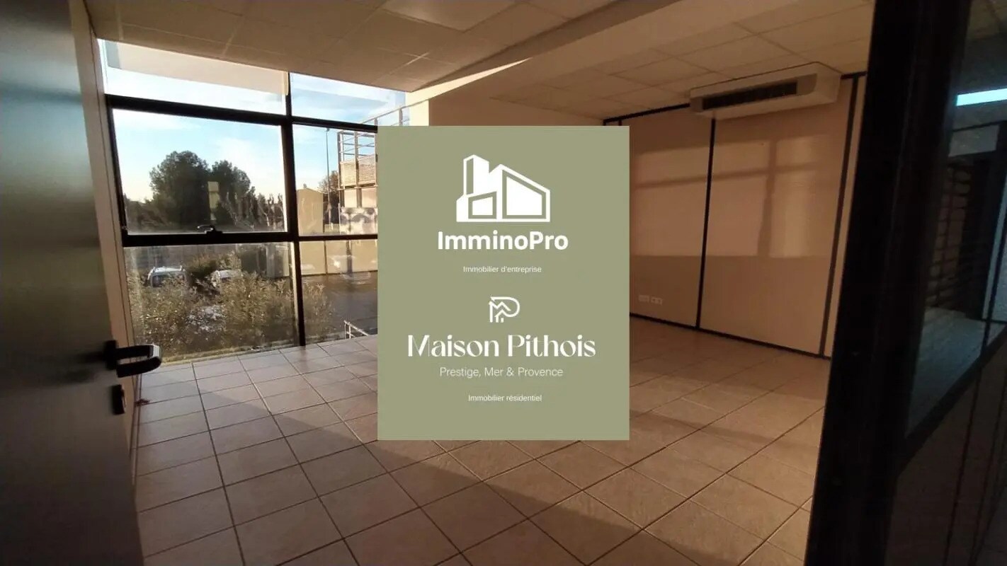 Office in Ollioules for lease Interior Photo- Image 1 of 7