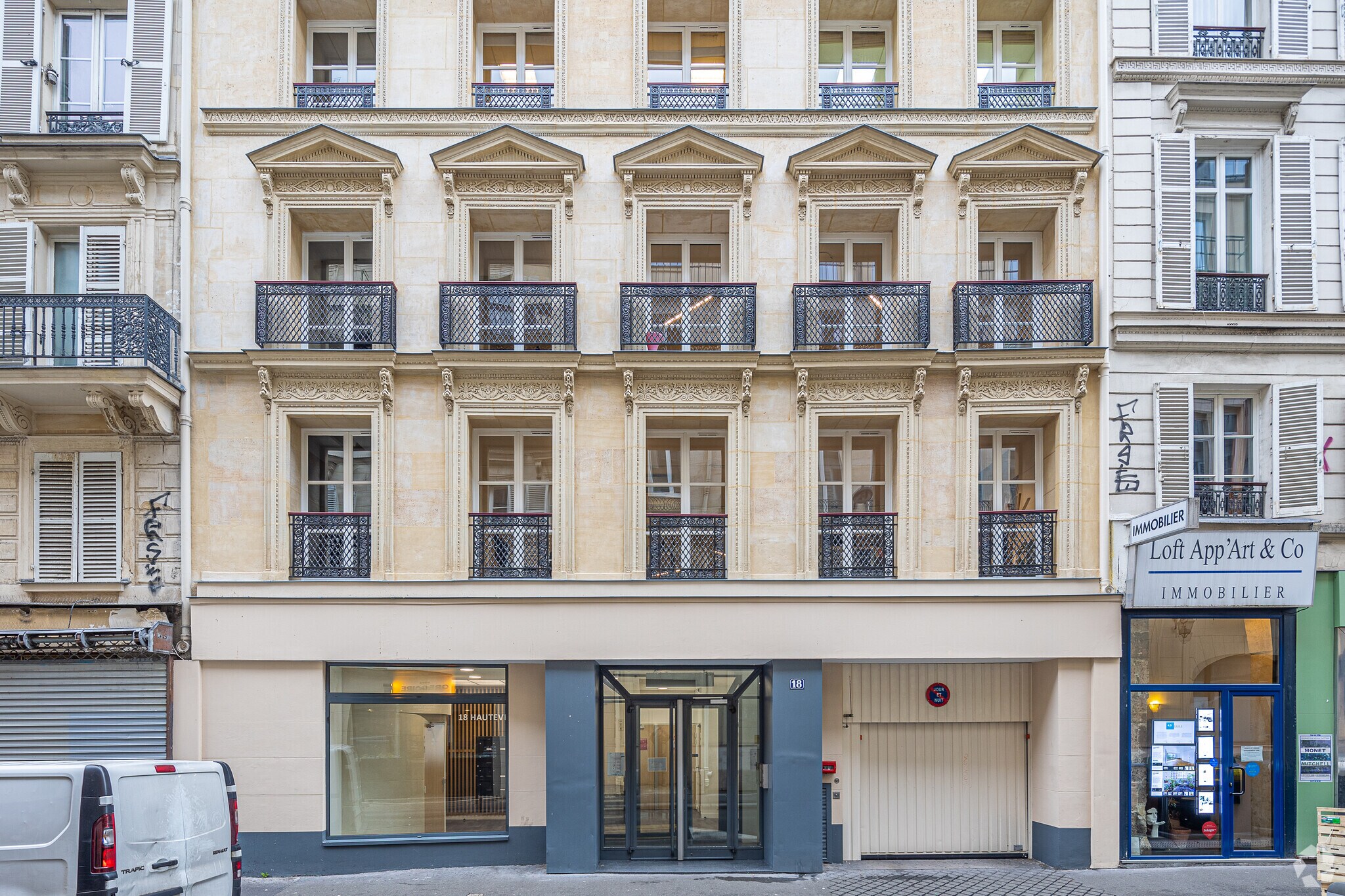 18 Rue D'Hauteville, Paris à louer Photo du bâtiment- Image 1 de 3