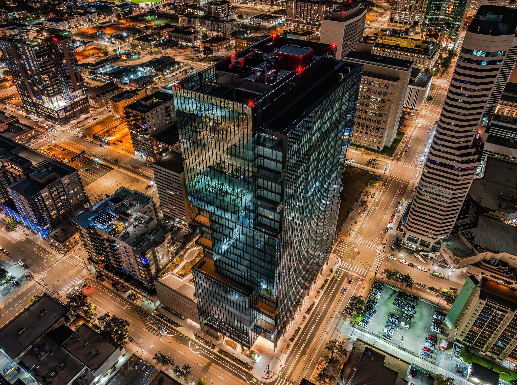 1900-1914 Lawrence St, Denver, CO à louer Photo principale- Image 1 de 2