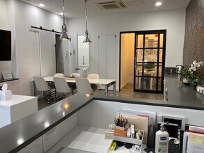 180 Smith St, Brooklyn, NY for lease Interior Photo- Image 2 of 8