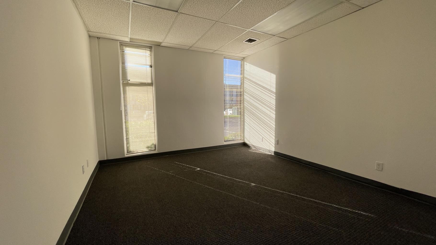 1650 S Amphlett Blvd, San Mateo, CA for lease Building Photo- Image 1 of 6