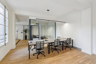 25 Rue Du Petit Musc, Paris for lease Interior Photo- Image 2 of 10