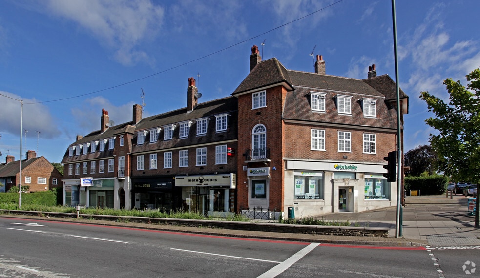 1-15 Market Pl, London for lease - Primary Photo - Image 1 of 6