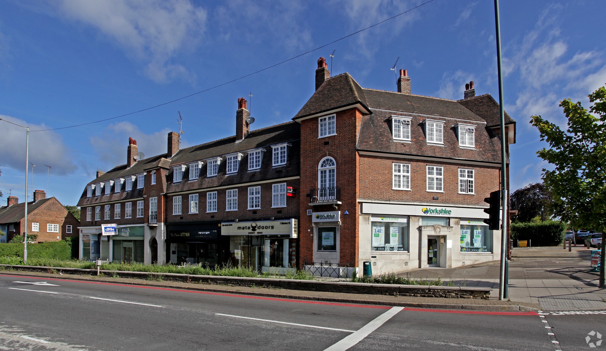 1-15 Market Pl, London for lease Primary Photo- Image 1 of 7