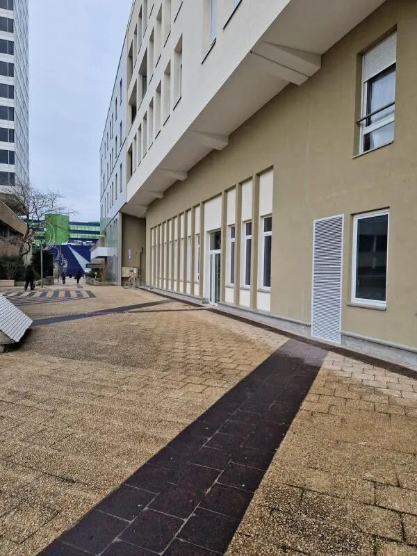 Place De La Pergola, Cergy à louer Photo du bâtiment- Image 1 de 7