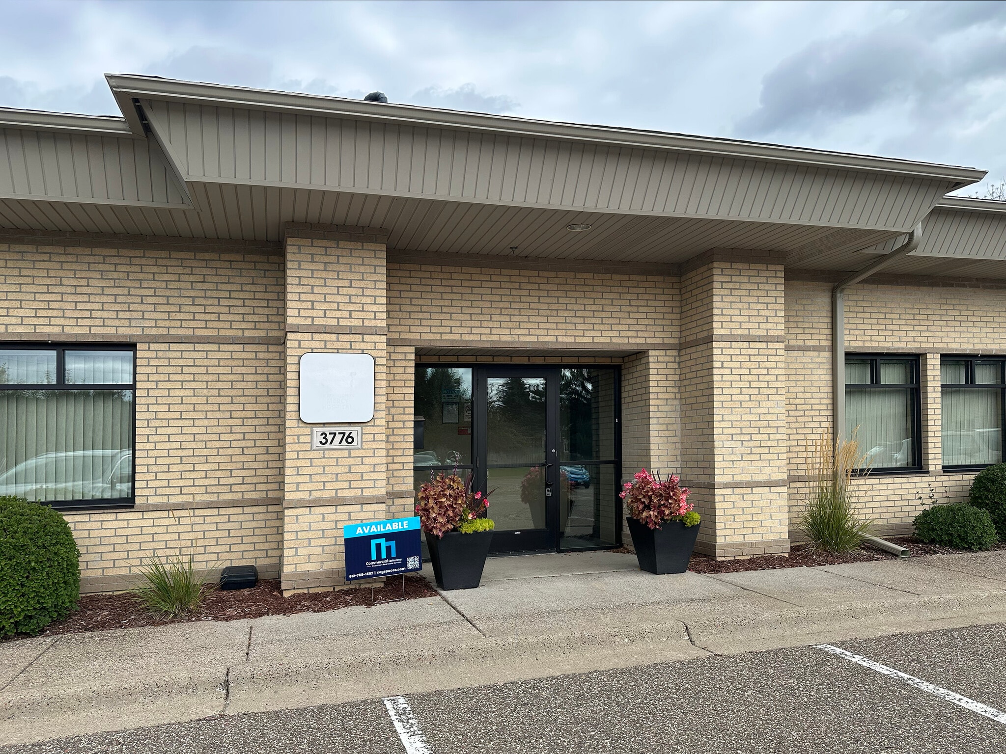 3738-3776 Coon Rapids Blvd NW, Coon Rapids, MN for lease Interior Photo- Image 1 of 11