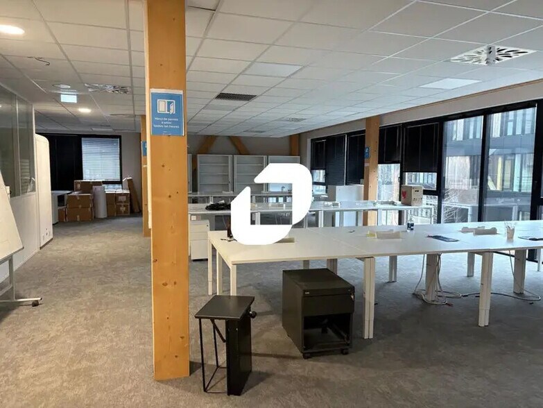 Office in VILLENEUVE-D'ASCQ for sale - Interior Photo - Image 2 of 14