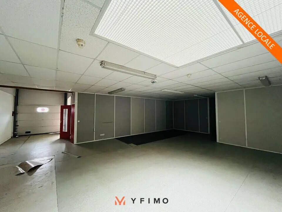 Flex in Trappes for lease Interior Photo- Image 1 of 5