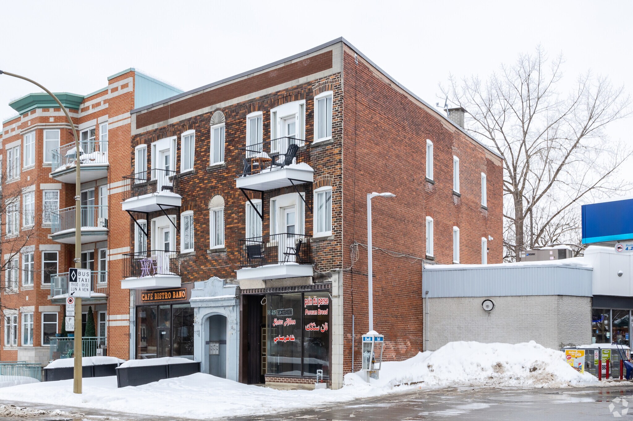 6925-6929 Rue Sherbrooke O, Montréal, QC à vendre Photo principale- Image 1 de 1