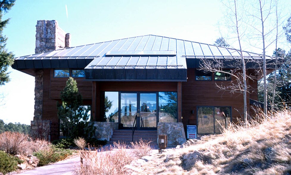 25568 Genesee Trail Rd, Golden, CO à louer - Photo du bâtiment - Image 2 de 6