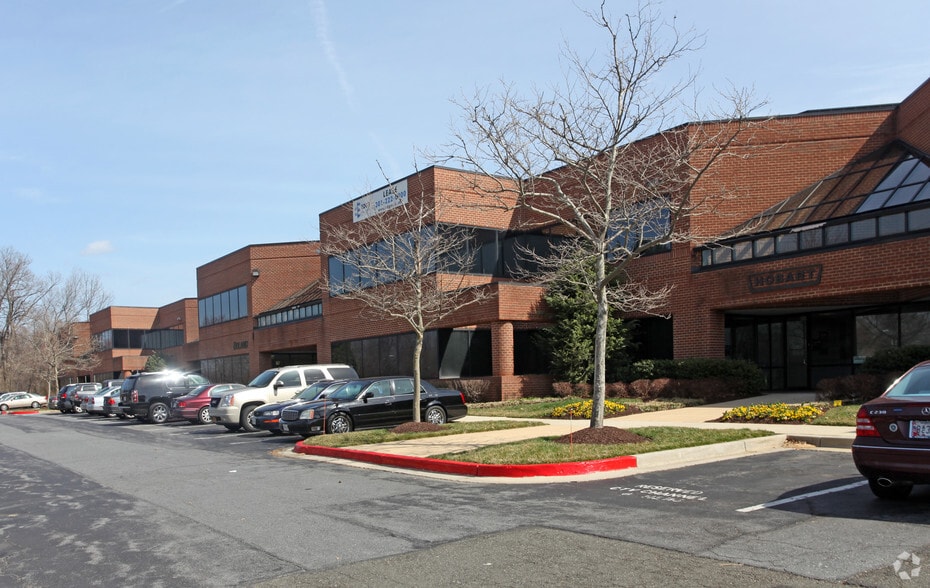 9475 Lottsford Rd, Largo, MD for lease - Building Photo - Image 2 of 4