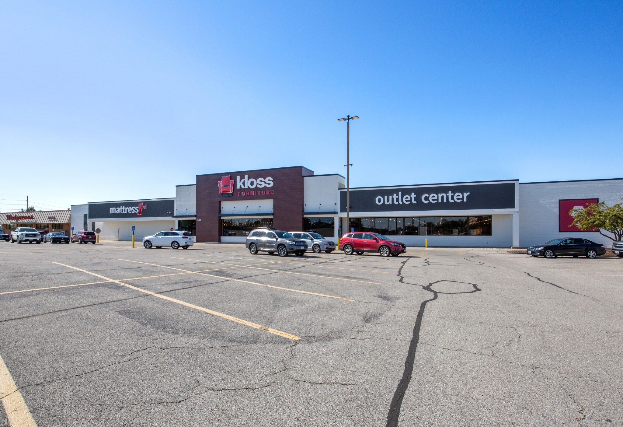 5796 S Lindbergh Blvd, Saint Louis, MO à vendre Photo du bâtiment- Image 1 de 1