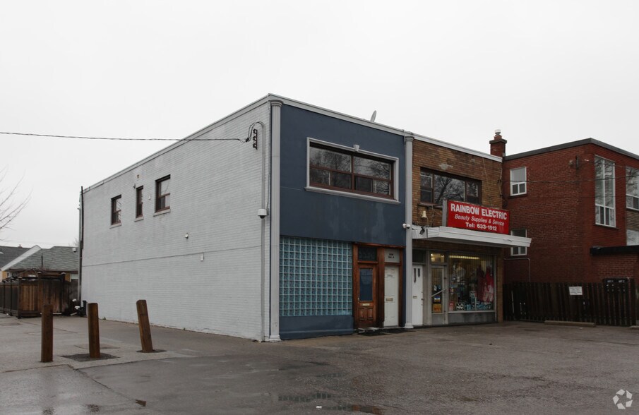 3598 Dufferin St, Toronto, ON à vendre - Photo principale - Image 1 de 1