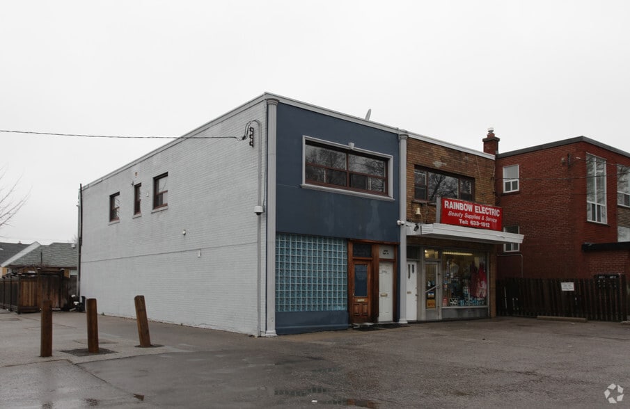 3598 Dufferin St, Toronto, ON for sale - Primary Photo - Image 1 of 1