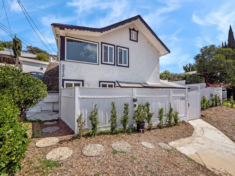 2212 Glendale Blvd, Los Angeles, CA for sale - Building Photo - Image 1 of 1