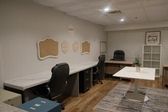 8 Johnson St, Staten Island, NY for lease Interior Photo- Image 2 of 8