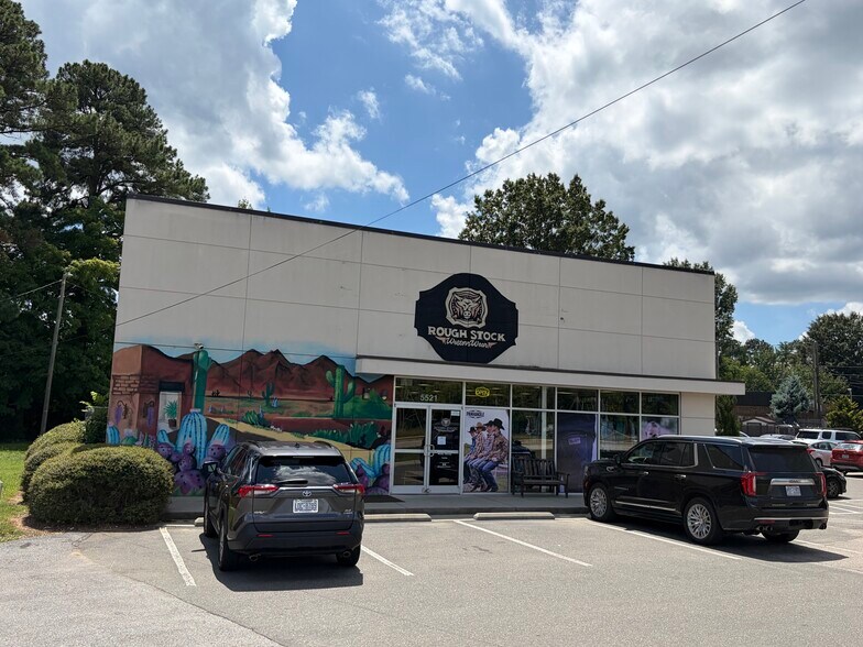 5521 Western Blvd, Raleigh, NC à louer - Photo du bâtiment - Image 3 de 9