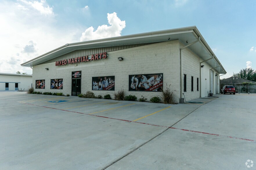 10111 Grant Rd, Houston, TX à vendre - Photo du bâtiment - Image 3 de 11