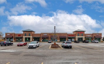 10703-10753 Dundee Rd, Huntley, IL for lease Building Photo- Image 1 of 10